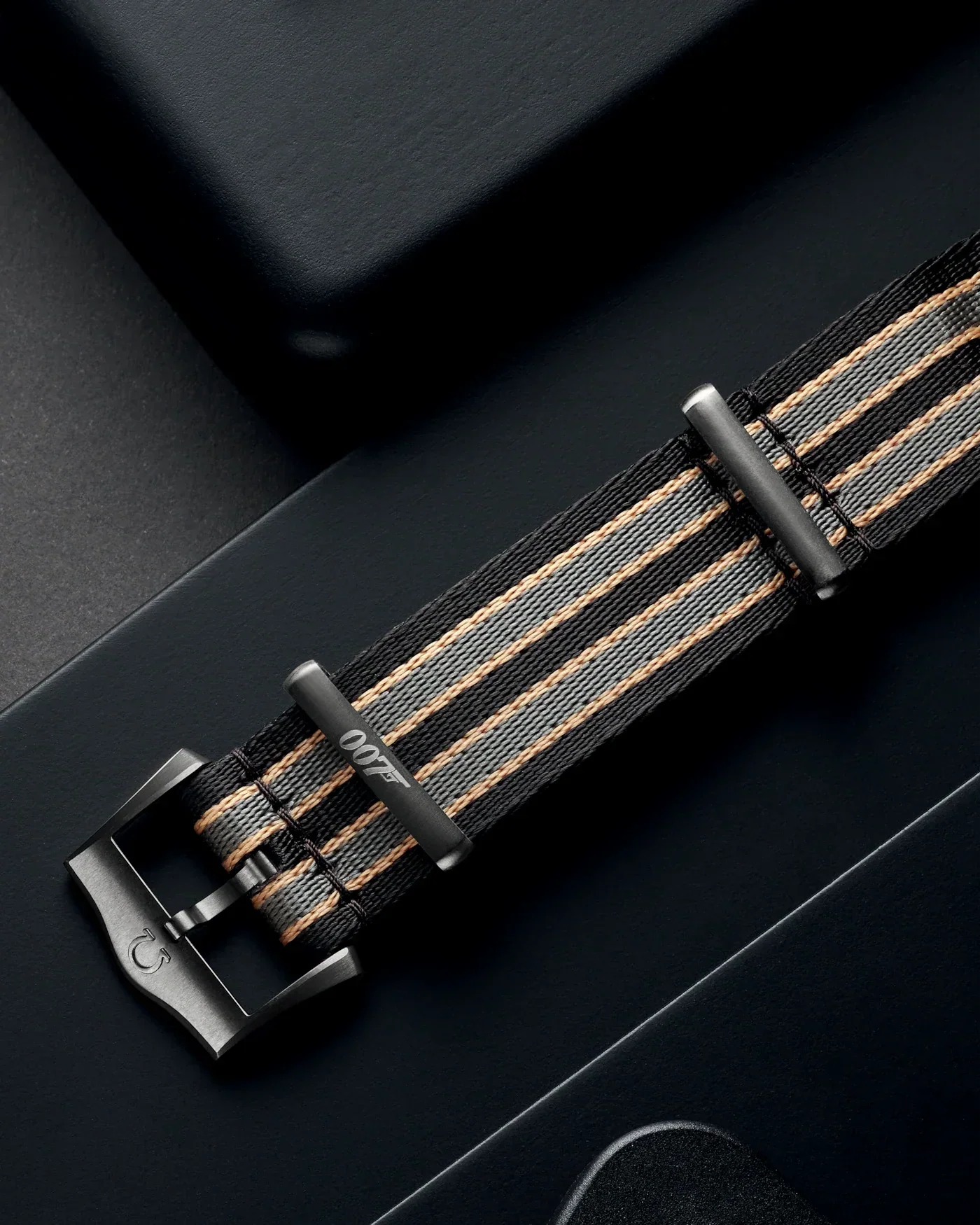Seamaster Diver 300M 007 Edition – 42mm